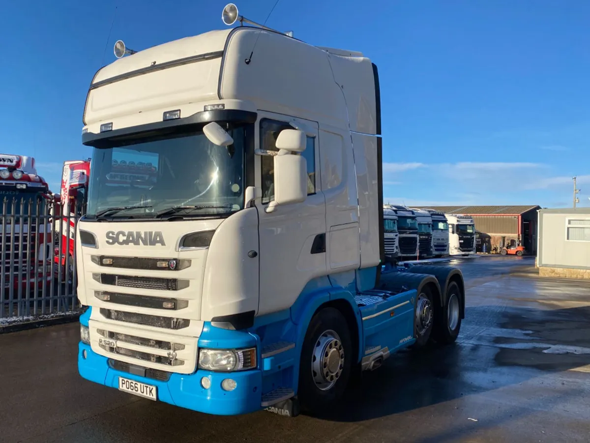 2017 Scania  R520  6x2 Topline - Image 2