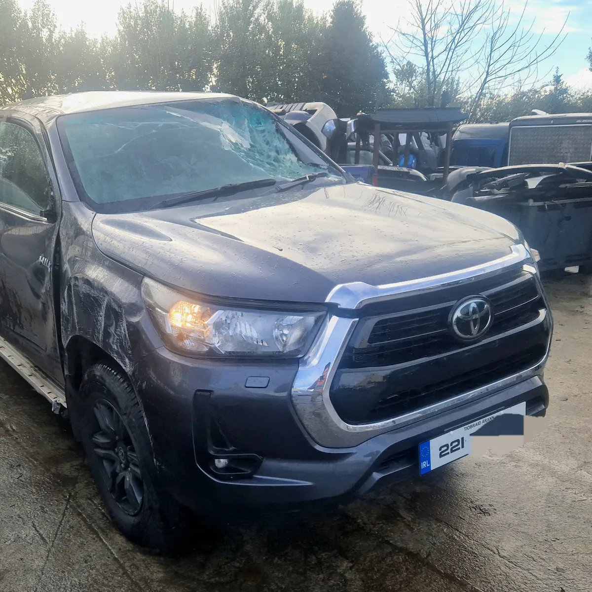 221 Toyota Hilux Just IN FOR BREAKING - Image 1