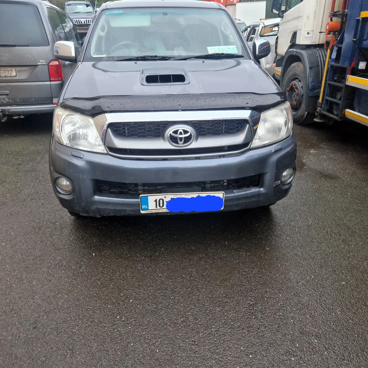 2010 Toyota Hilux Just IN FOR BREAKING - Image 1