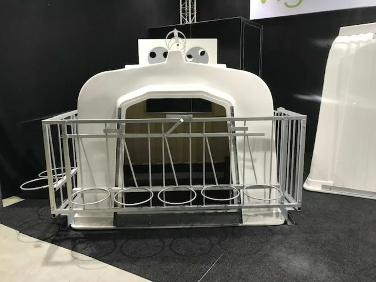 Calf Hutch - Image 4