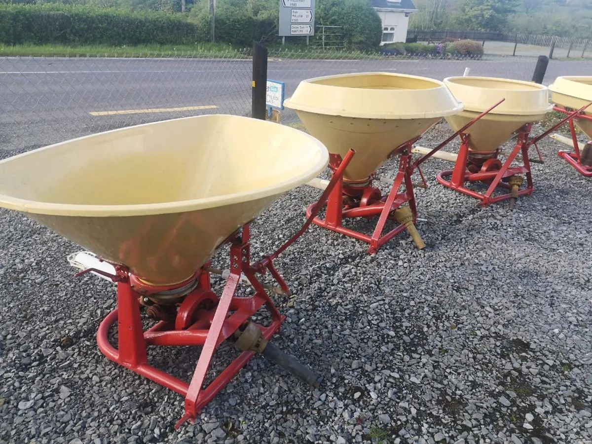 Choice of Vicon Fertiliser spreaders for sale in Co. Cork for €0 on