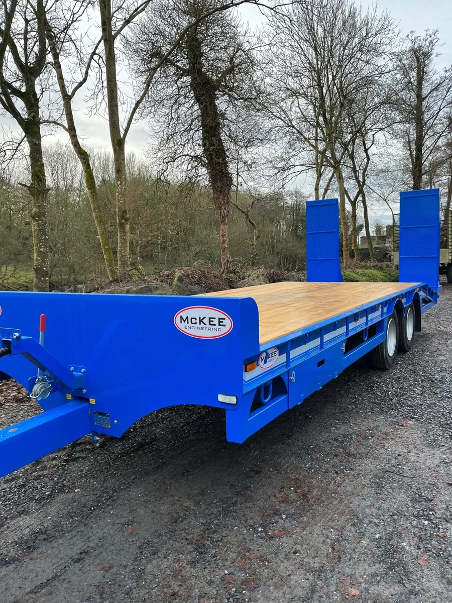 MCKEE TANDEM AND TRI AXLE LOW LOADER'S - Image 4