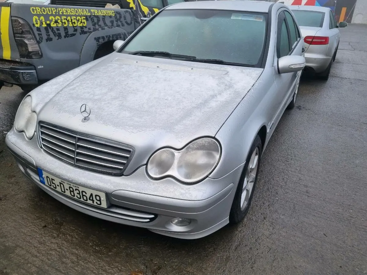 2005 c180 for parts - Image 2