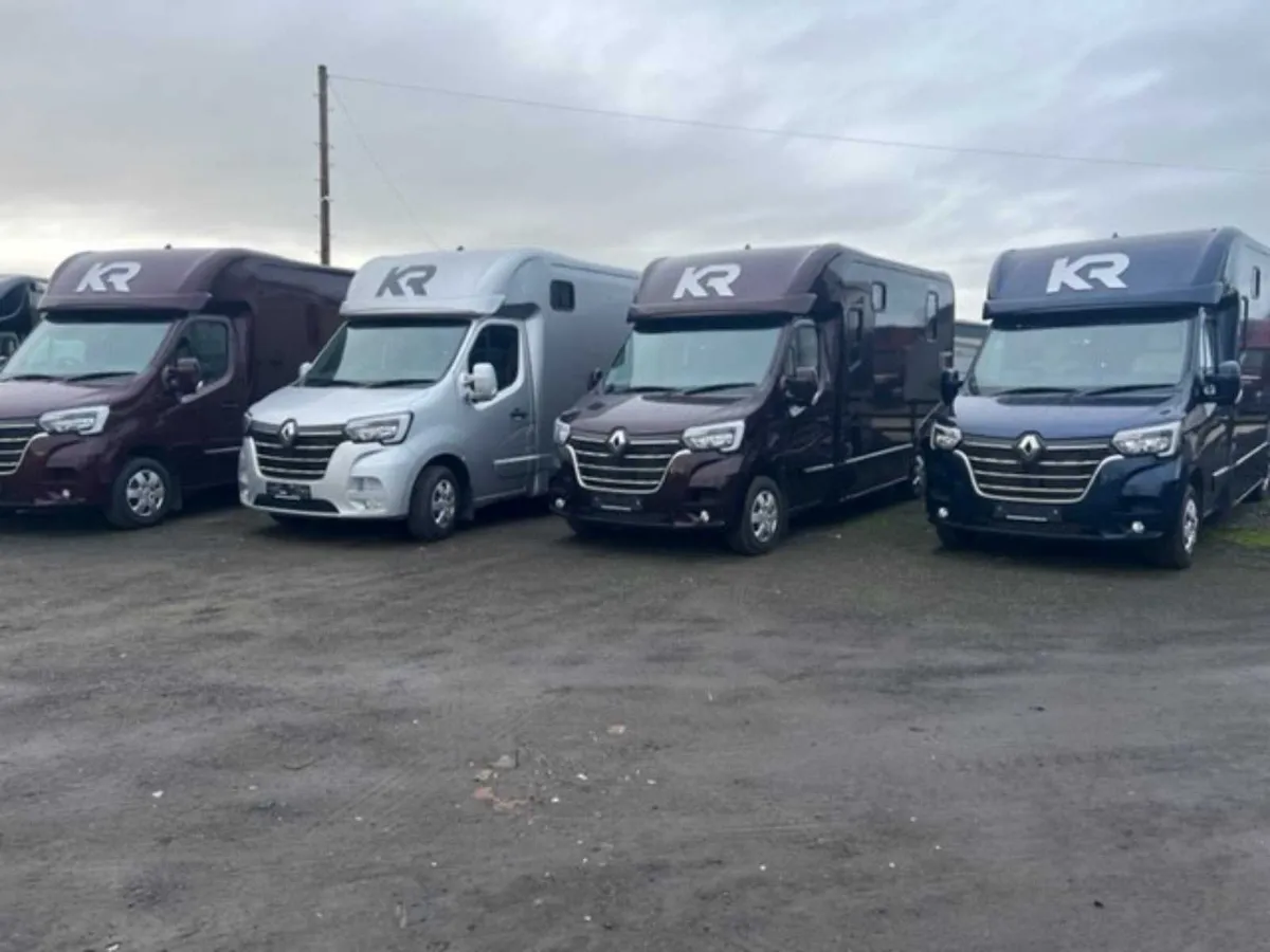 Krismar 2 stall Horseboxes - Image 2