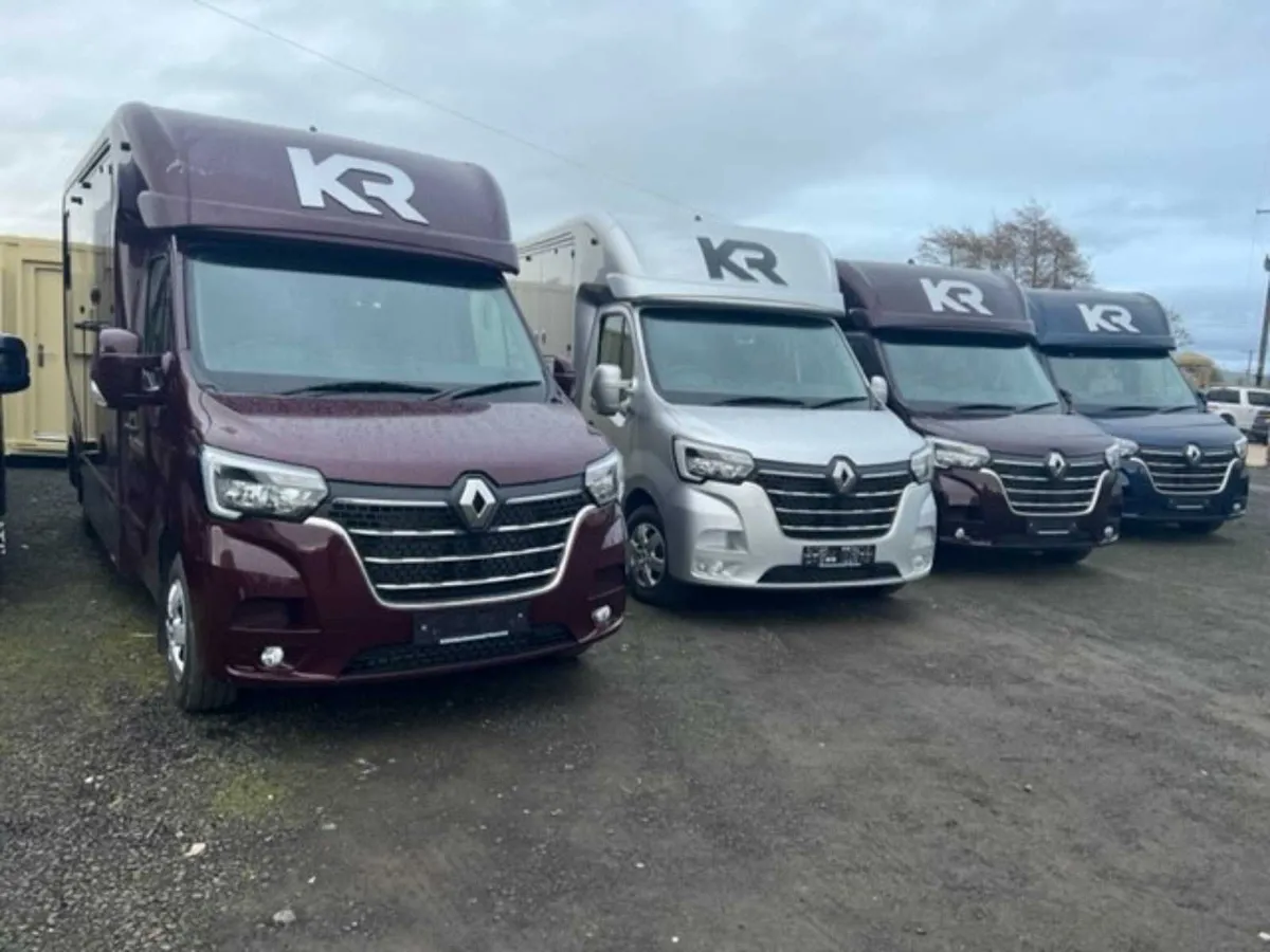Krismar 2 stall Horseboxes - Image 4