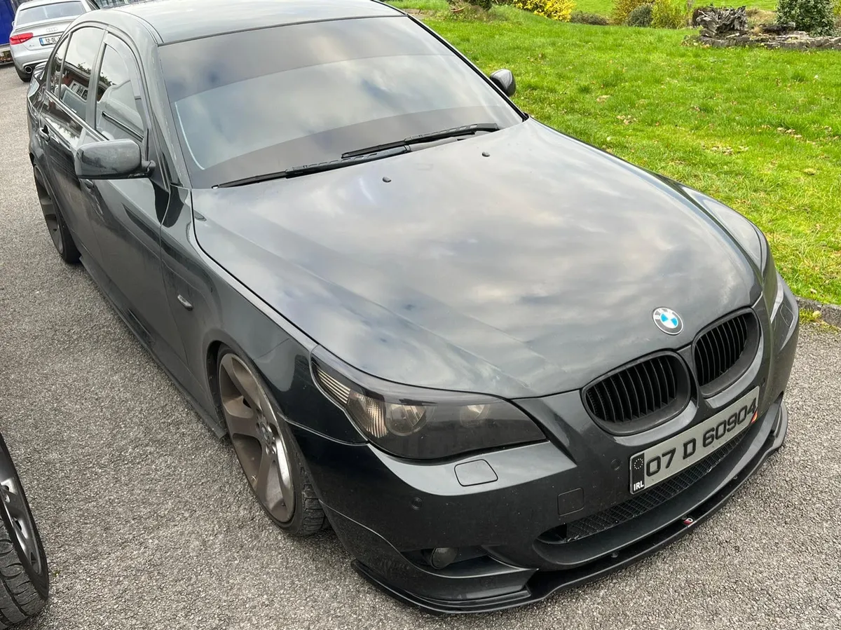 BMW e60 front lip & side skirt extensions