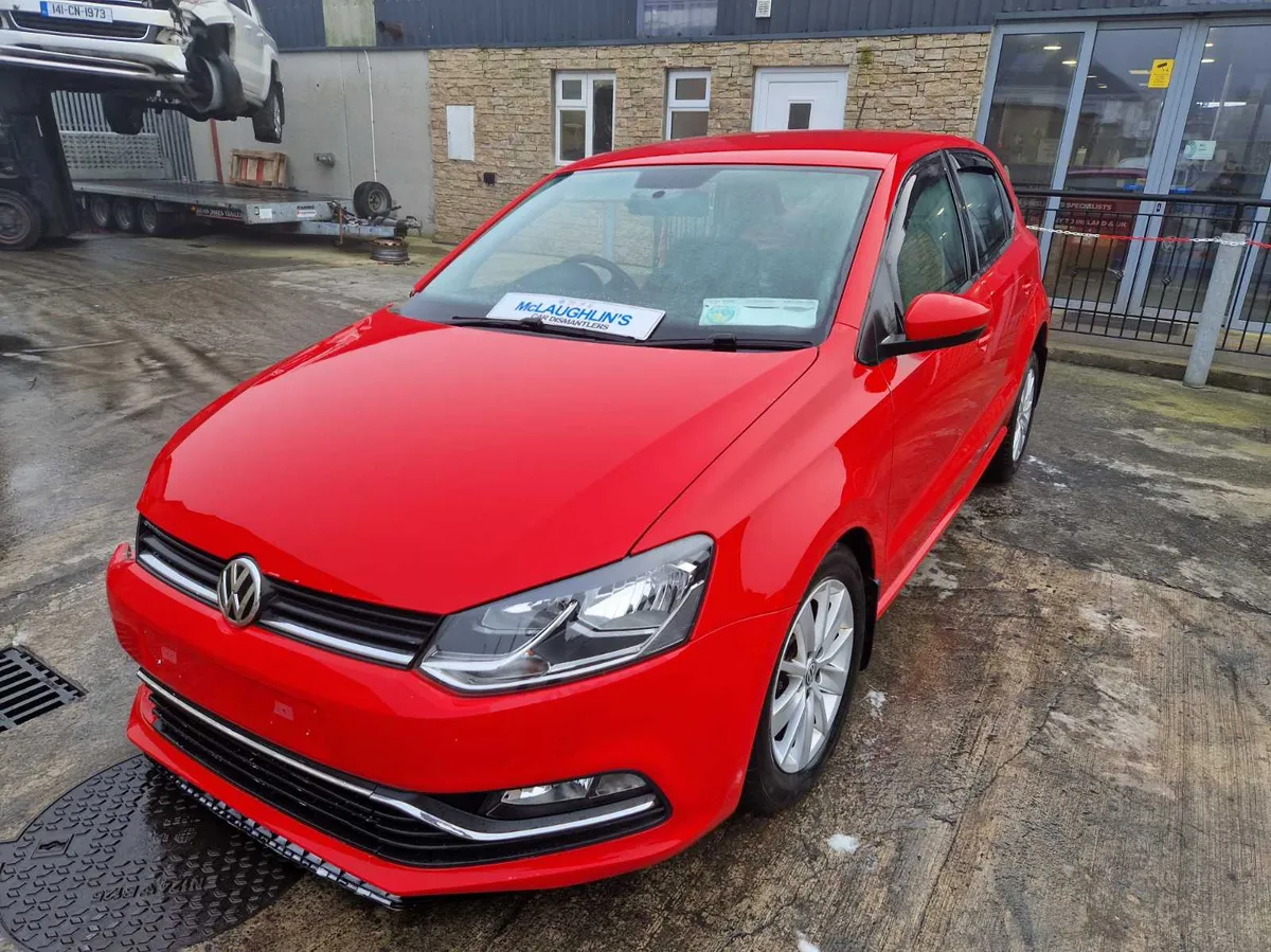 VW POLO 2015 for parts breaking