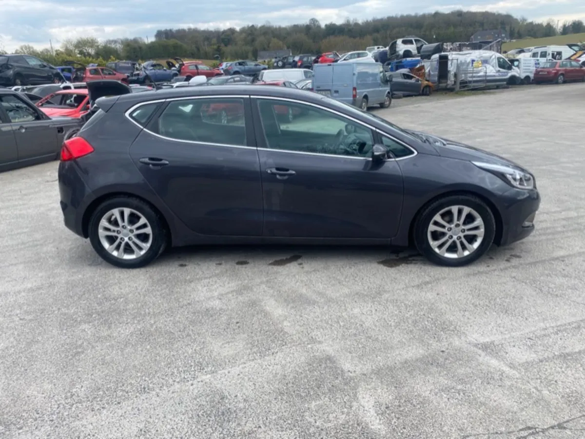 2012 Kia ceed 1.6 CRD - Image 3