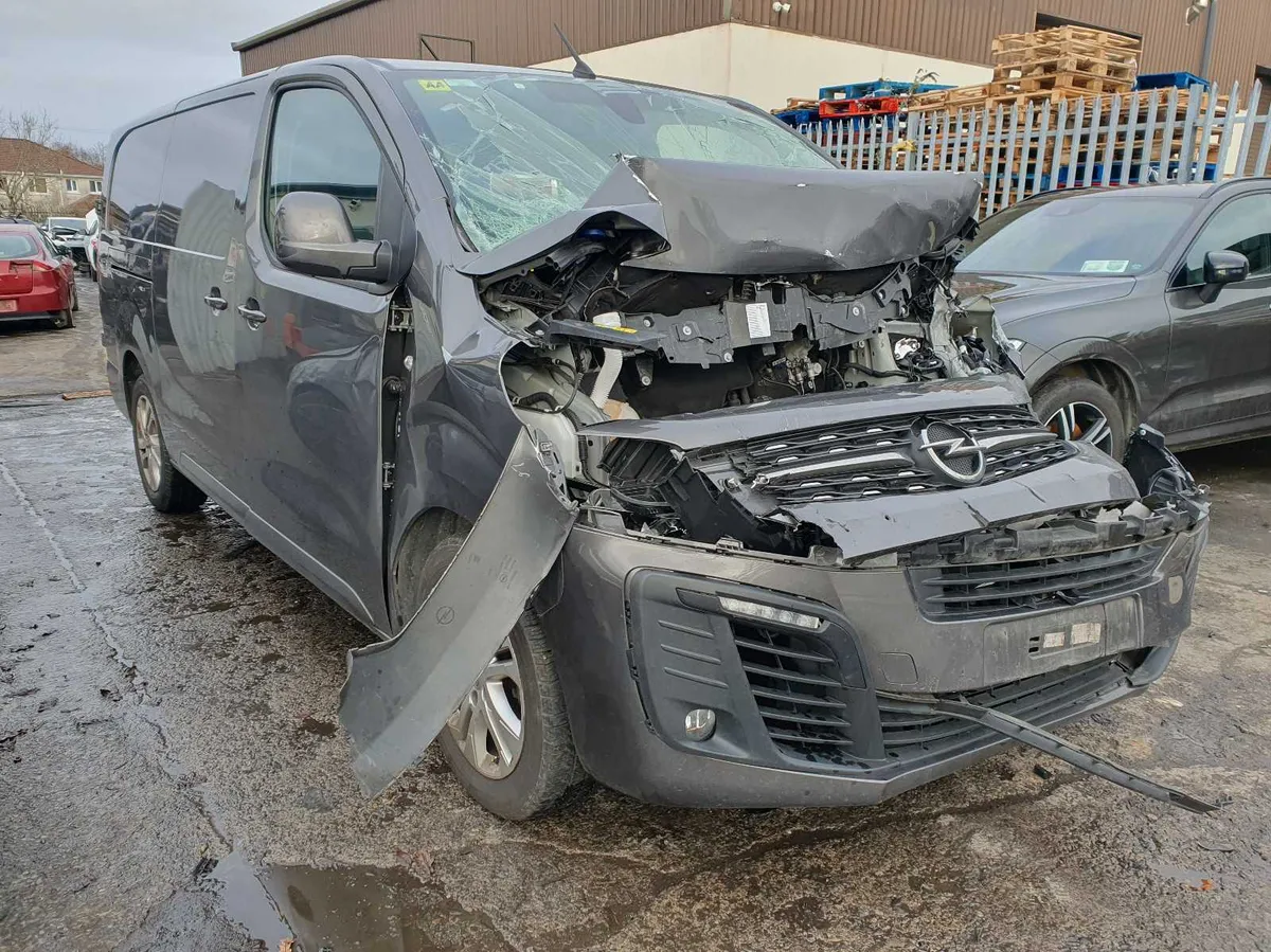 21 OPEL VIVARO  2.0 D 6SP MANUAL FOR BREAKING - Image 2