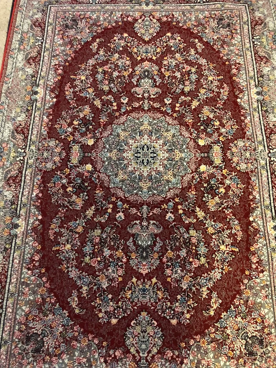 Massive orients rug clearance