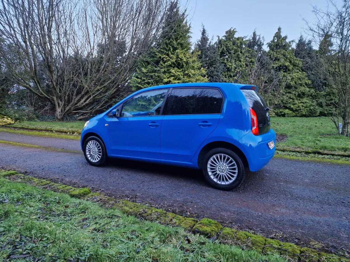 14 Volkswagen Up! 1.0 AUTOMATIC - Image 3