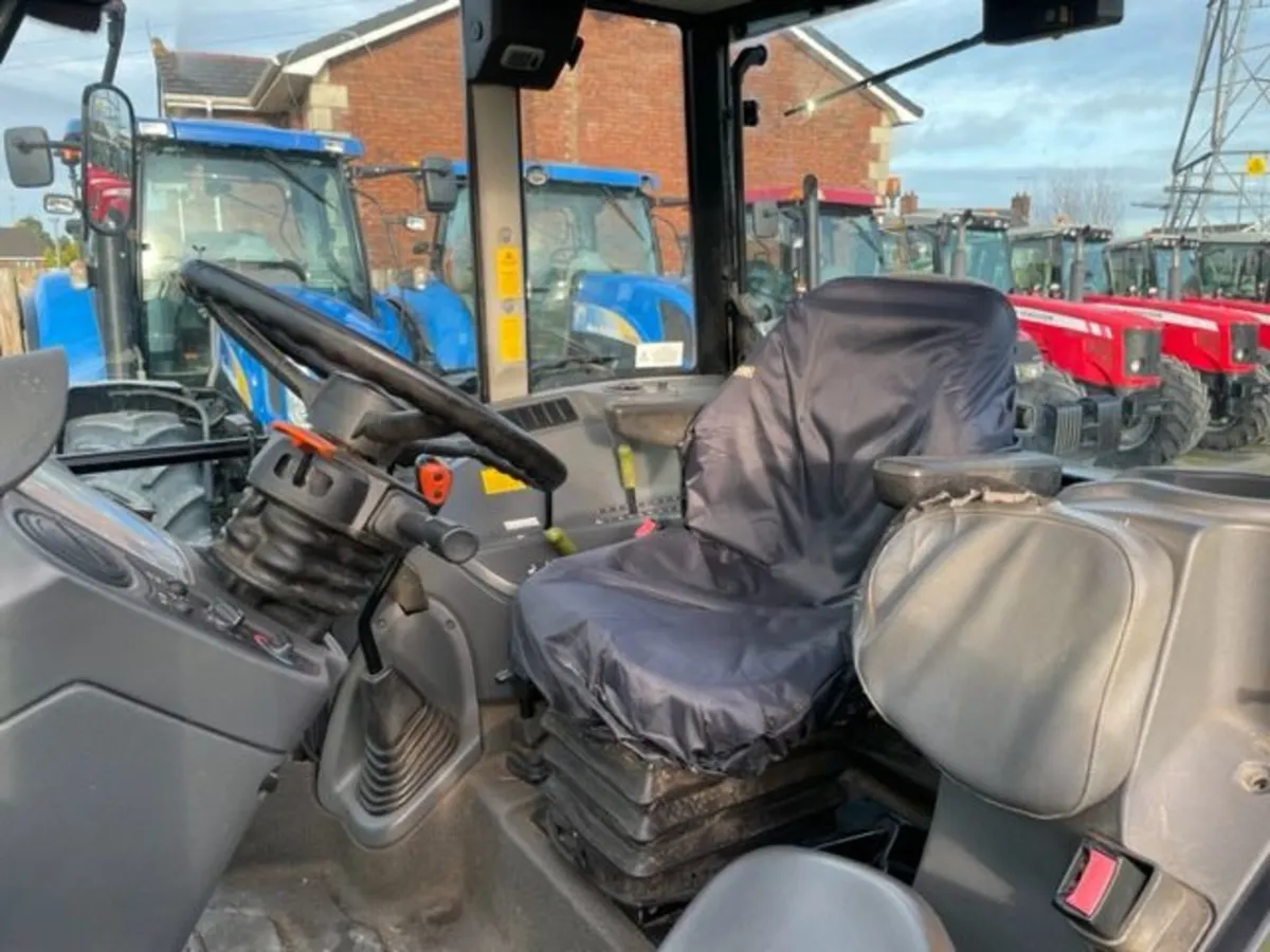 2011 - Claas 340 Axos CX With MX T8 Loader - Image 3