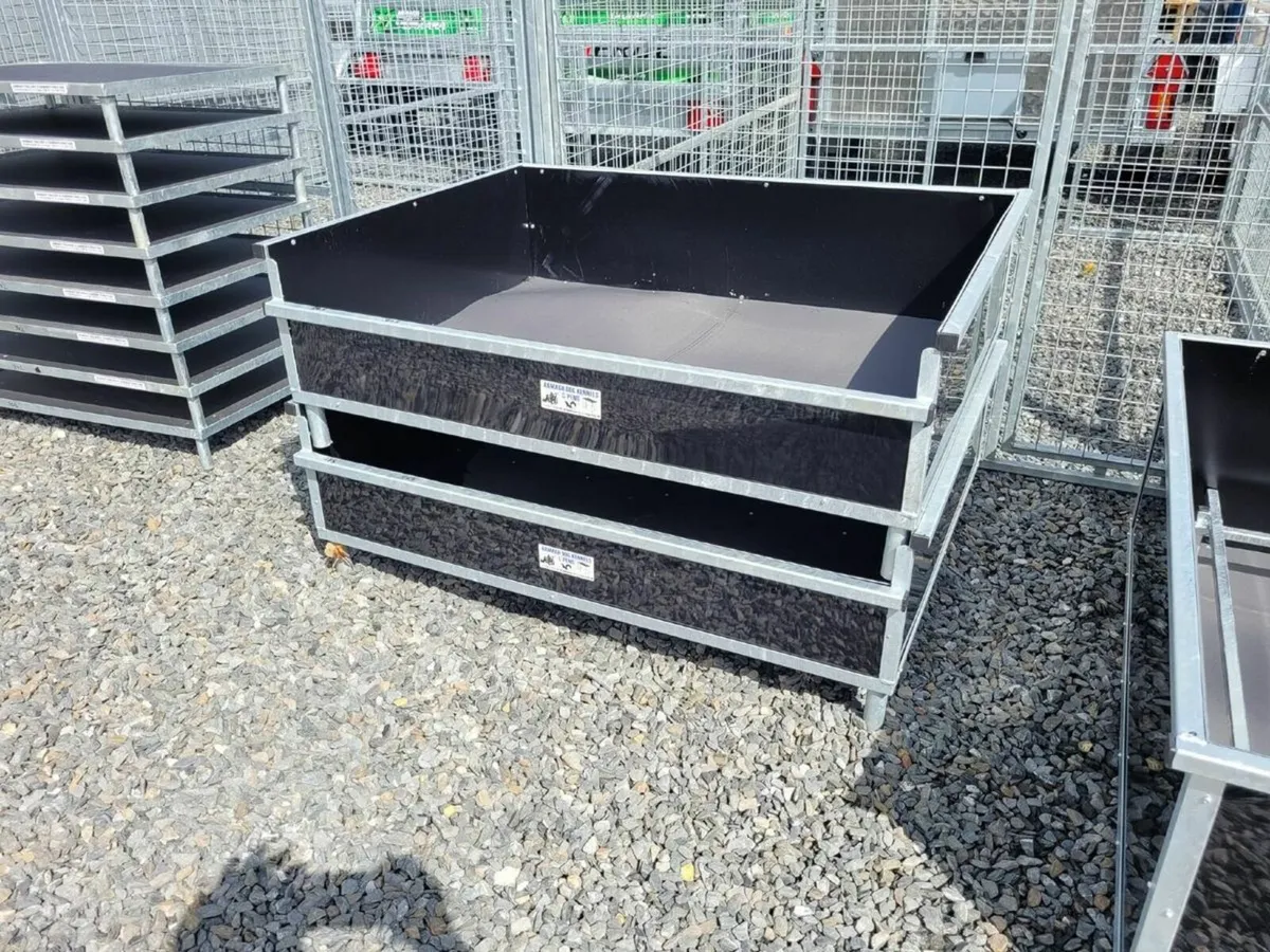 Dog whelping boxes puppy boxes for sale in Co. Armagh for £350 on DoneDeal