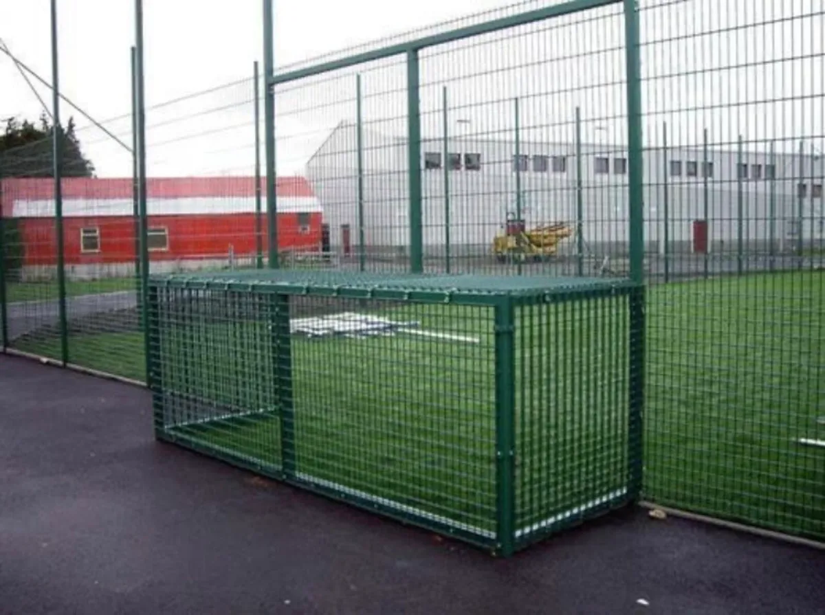 Sports Fencing..NO VAT.. save 20% - Image 3