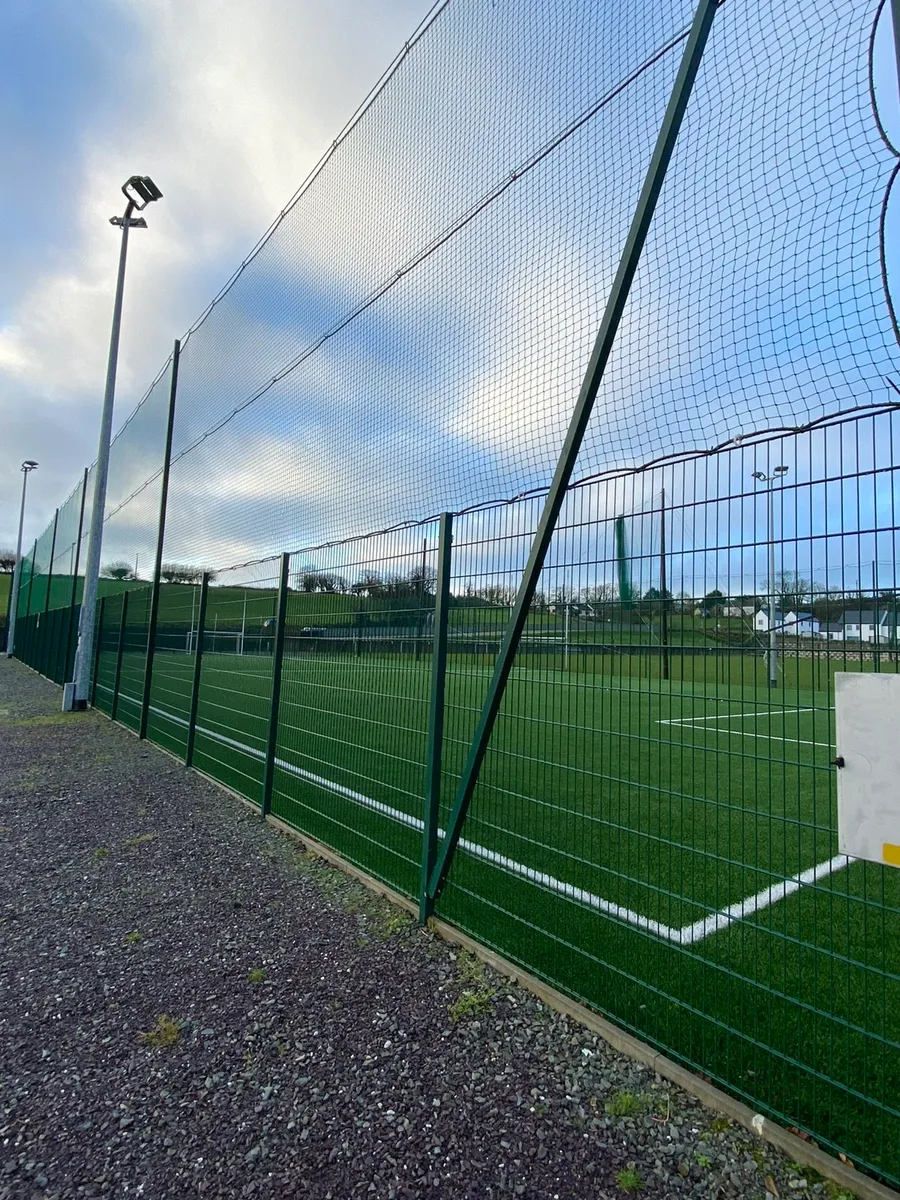 ‼️SALE ‼️Sports Fencing..NO VAT.. save 20% - Image 1