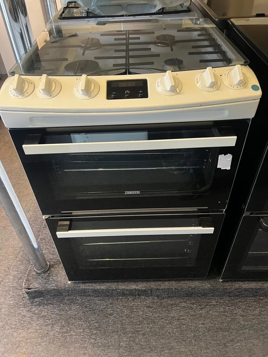 ⭐️ ⭐️⭐️⭐️⭐️ New display model zanussi ZCG63260WE g - Image 1