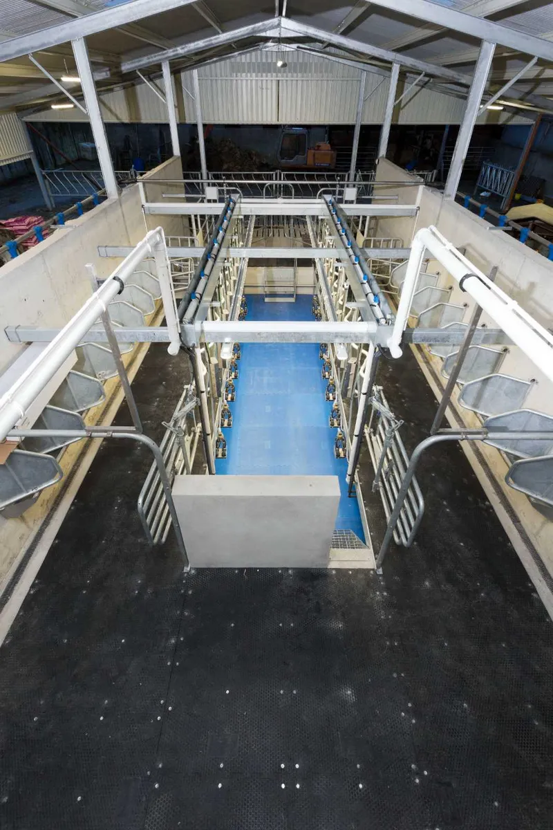 High Grip Rubber Flooring by EASYFIX - Image 1