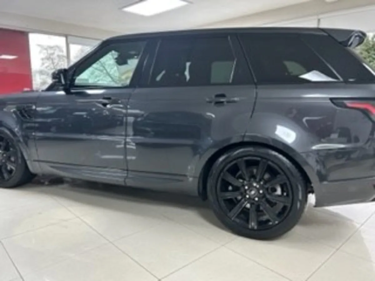 Land Rover Range Rover Sport HSE 7 Seats 3.0d 350 - Image 4