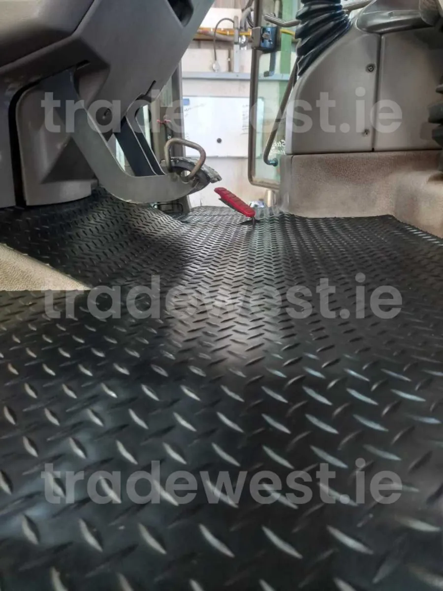 Free Del..Renault Ares Floor Mat - Image 4