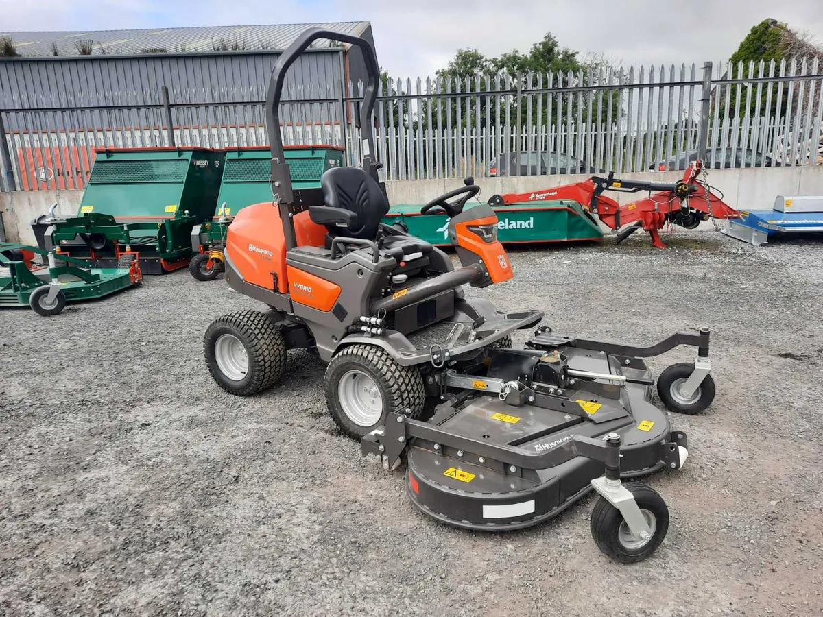 Demo Husqvarna P535hx hybrid mower