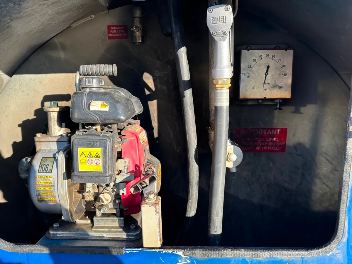** 2500 LTR MAIN  BUNDED FUEL BOWSER TANK..900 - Image 4