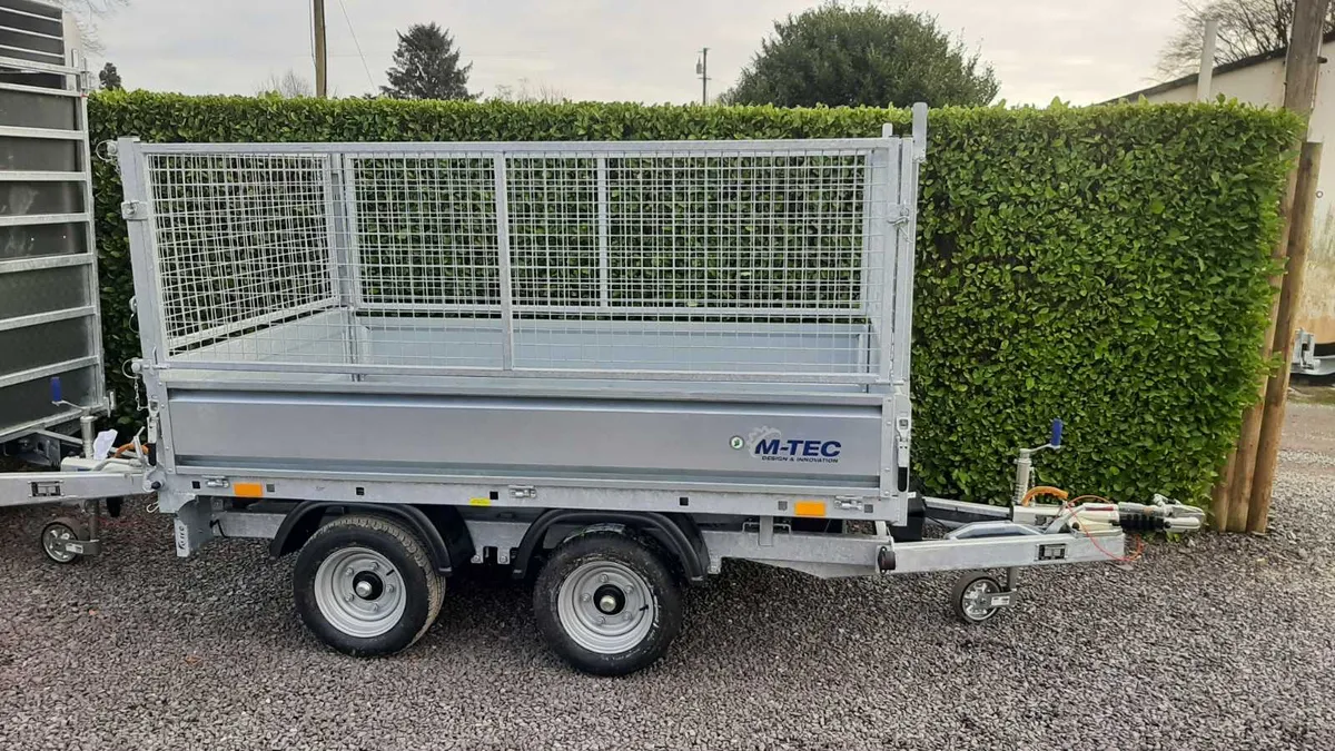 M-TEC 8 by 5 Tipping trailer. - Image 2