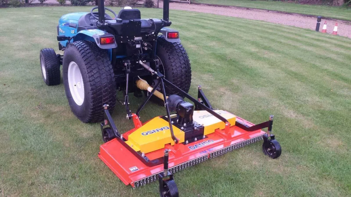 DANSO finishing mower