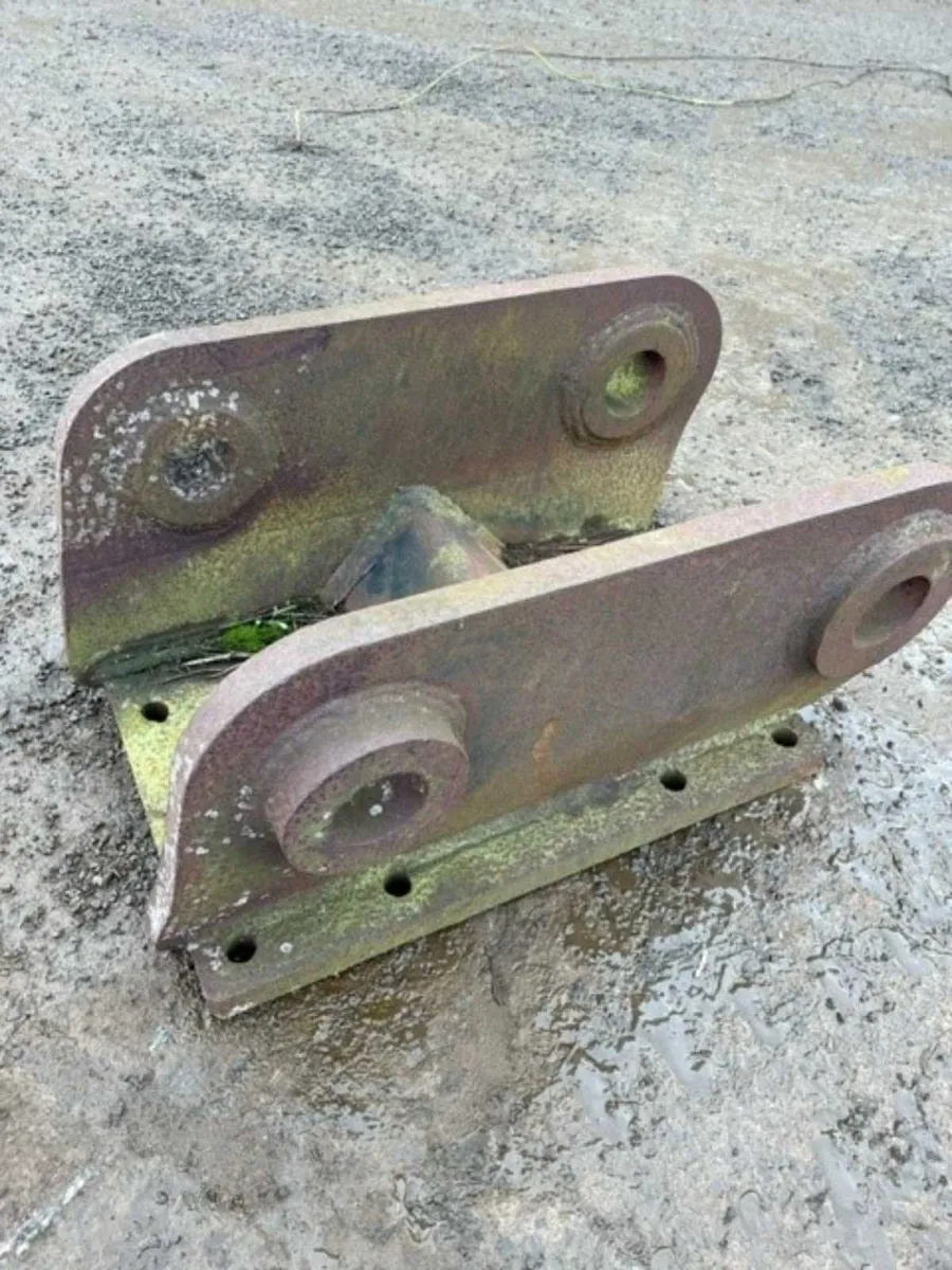 Rock Hammer Cradle to suit 30ton machine - Image 1