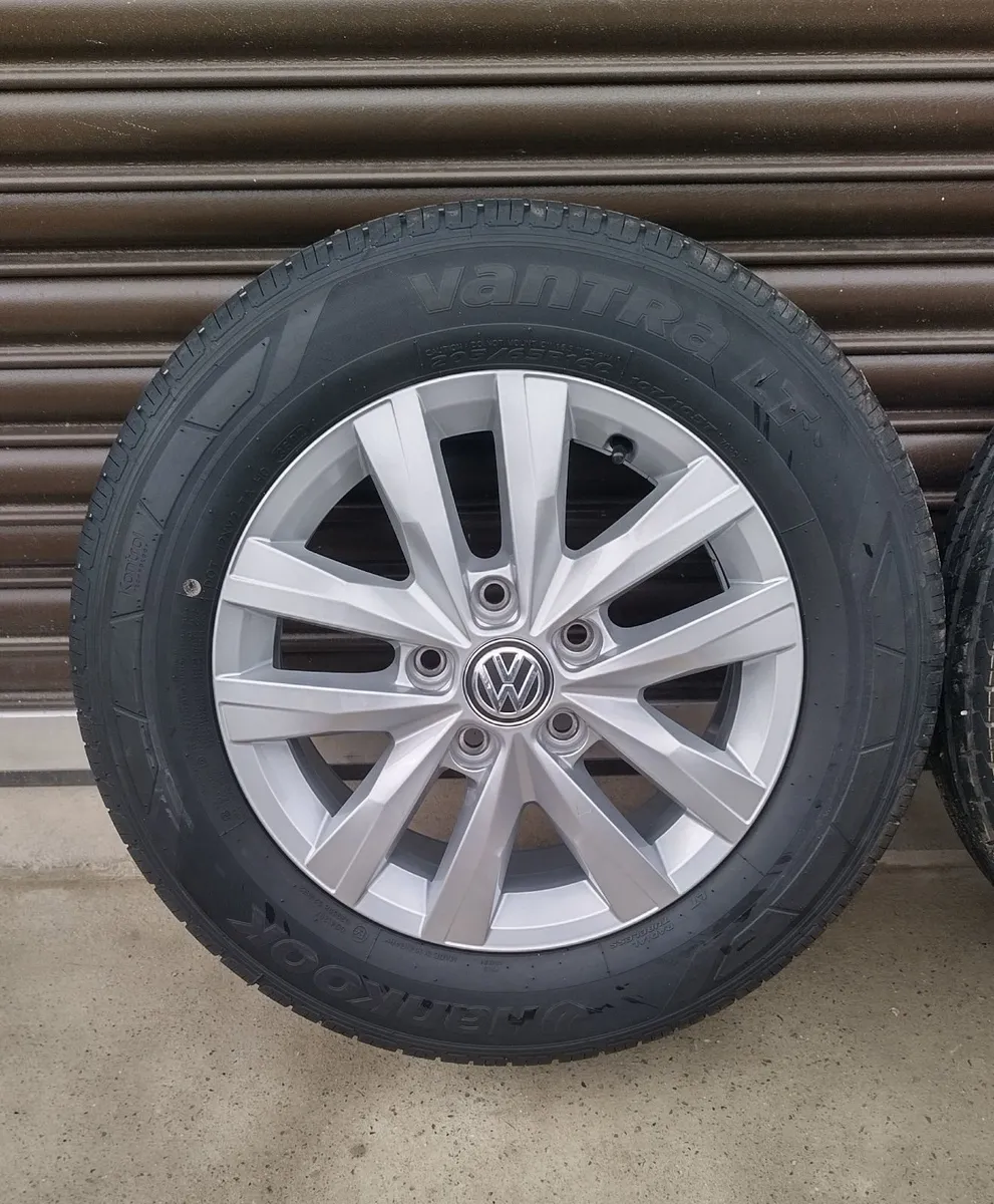 VW T6.1,Trans(Brand New 2024)Genuine 16"Alloys - Image 2