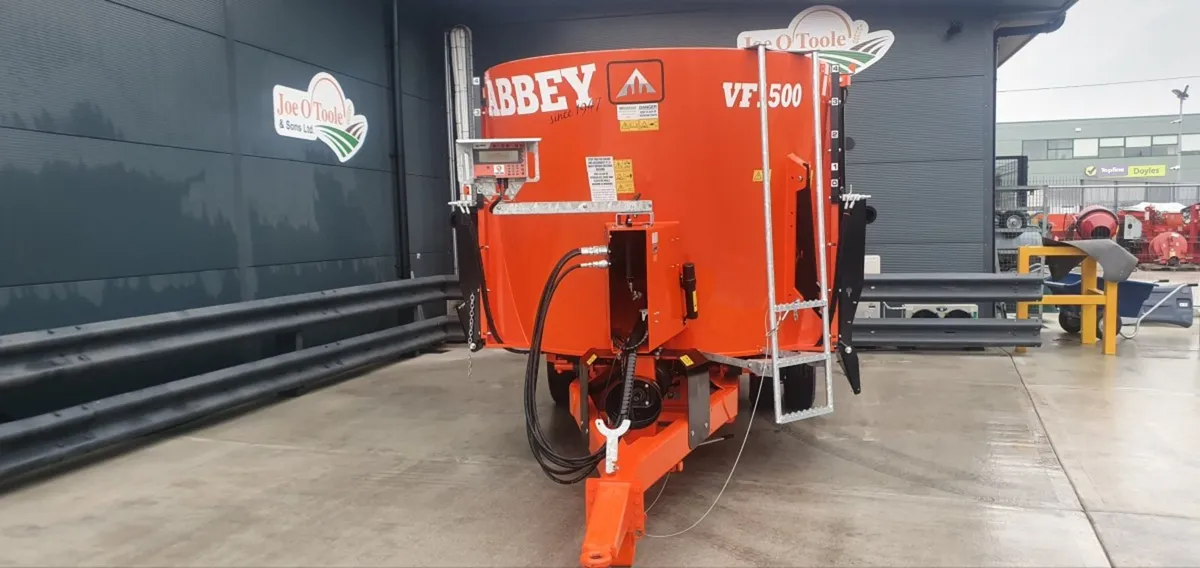 New Abbey VF 1500 Twin Rotor Feeder ( In Stock ) - Image 4