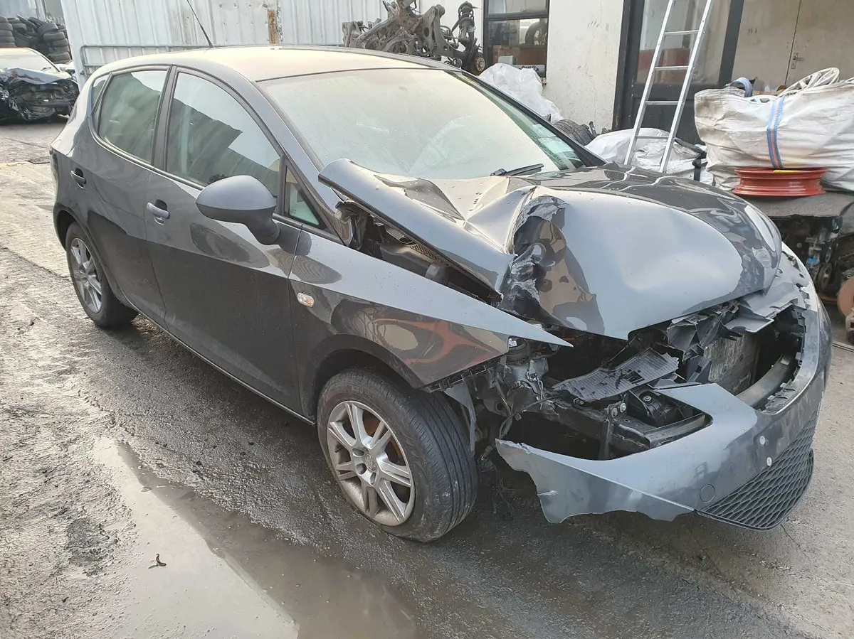 12 SEAT IBIZA  1.2 P FOR BREAKING - Image 2