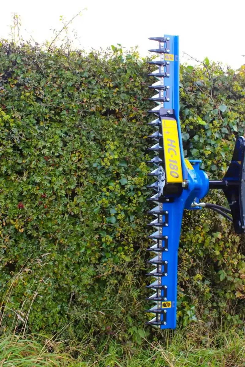 Slanetrac hedge trimmer