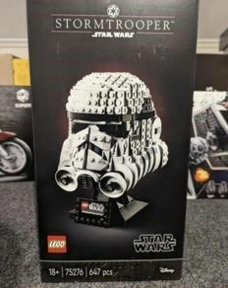 LEGO 75276 Star Wars Stormtrooper Helmet - Image 1