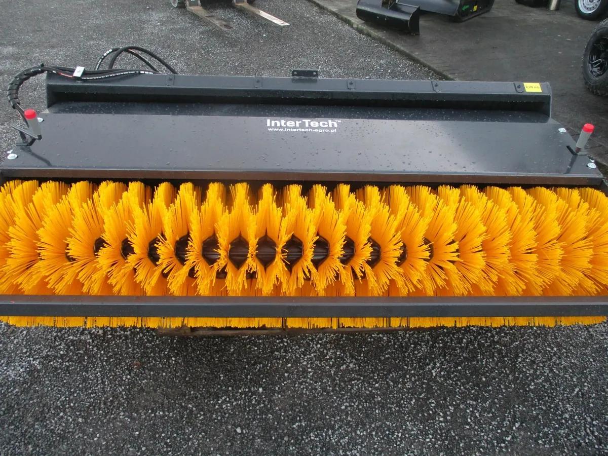 bucket sweeper, sweeper box front loader - Image 4