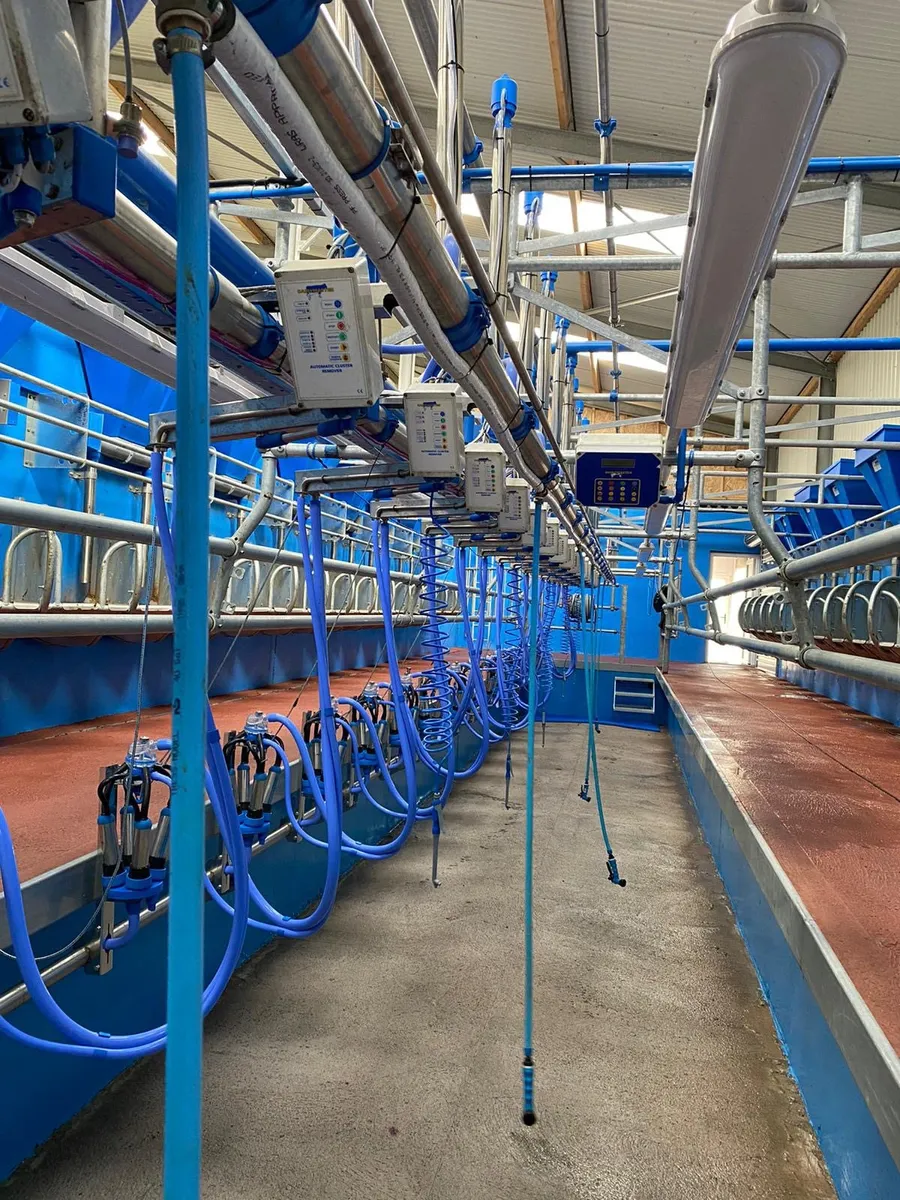 Milking Parlour Paint - Image 1