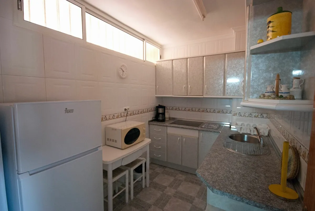 First line one bedroom near Benalmadena Marina - Image 4