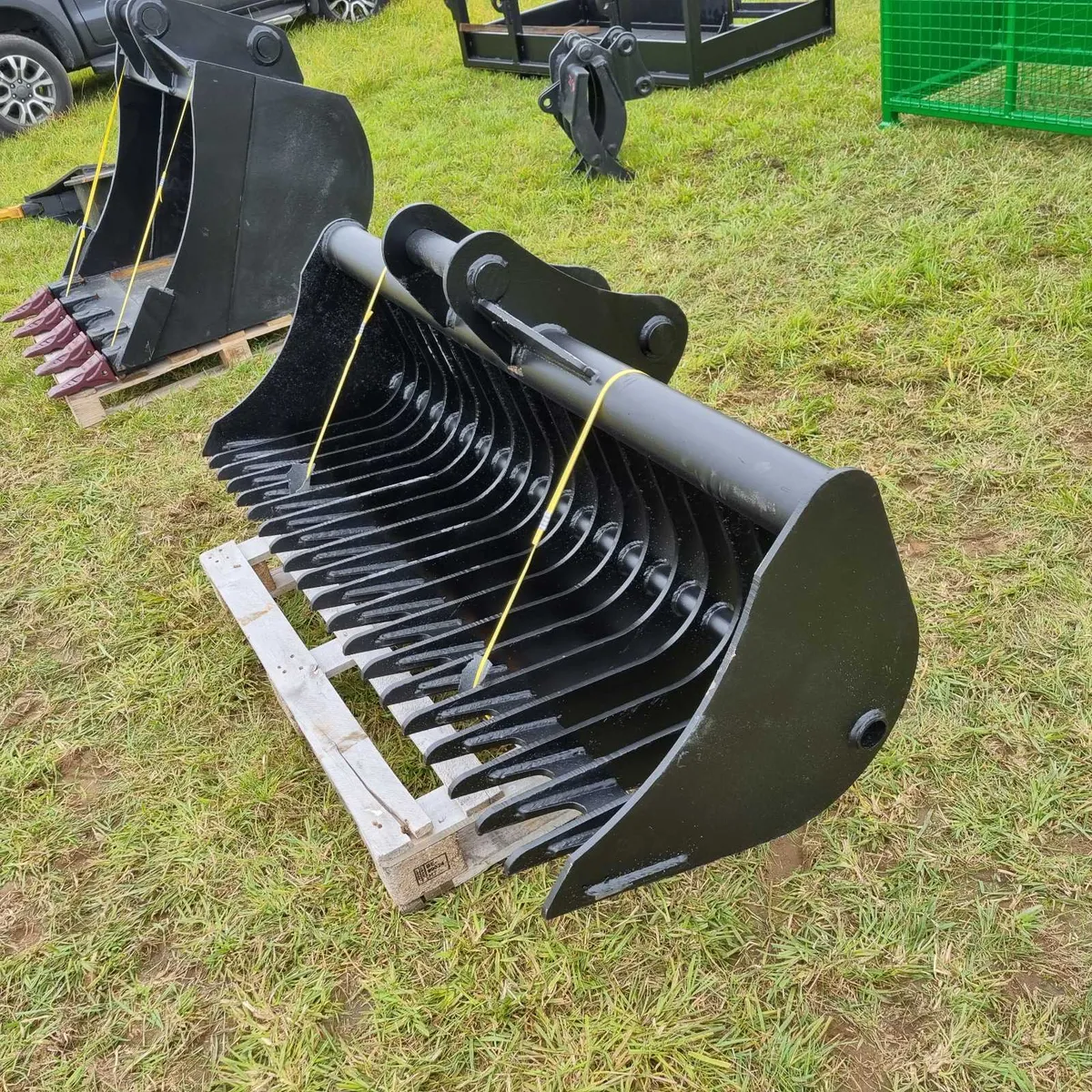 Excavator lawn rakes, Hardox tips - Image 4