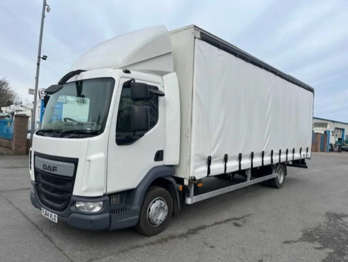 2014 daf lf 45 210 12 ton curtainsider - Image 1