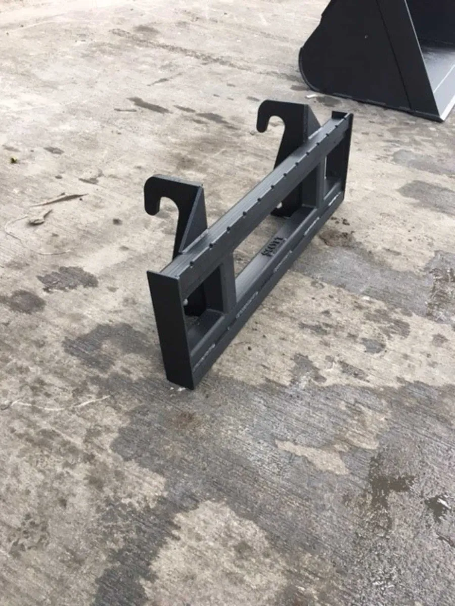 Fork Frame to suit New Holland Telehandler - Image 3