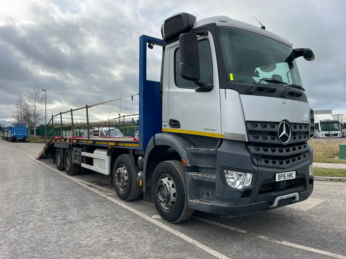 Mercedes Arocs Beavertail - Image 1