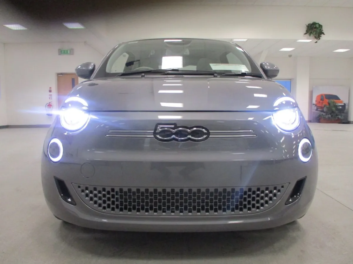 FIAT 500e LA PRIMA-NEW 252 OFFERS 3.9% HP/PCP - Image 4