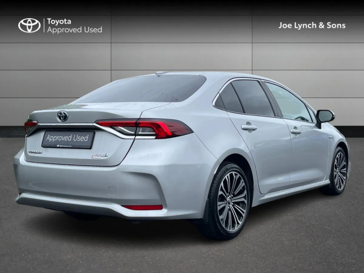 Toyota Corolla Corolla HYB Luna Sport SA - Image 3