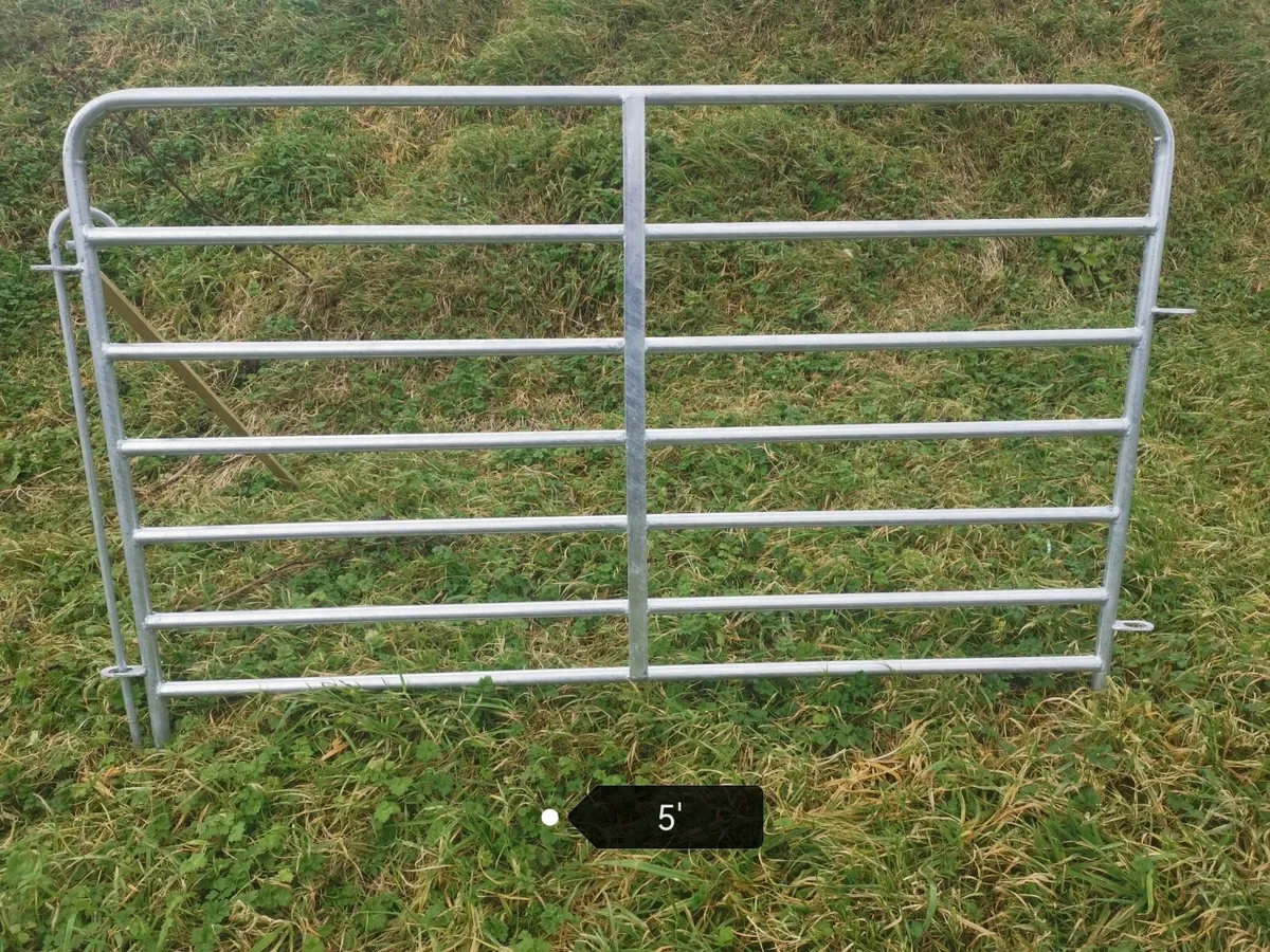 SHEEP GATES. SHEEP HURDLES. SHEEP PENNING - Image 1