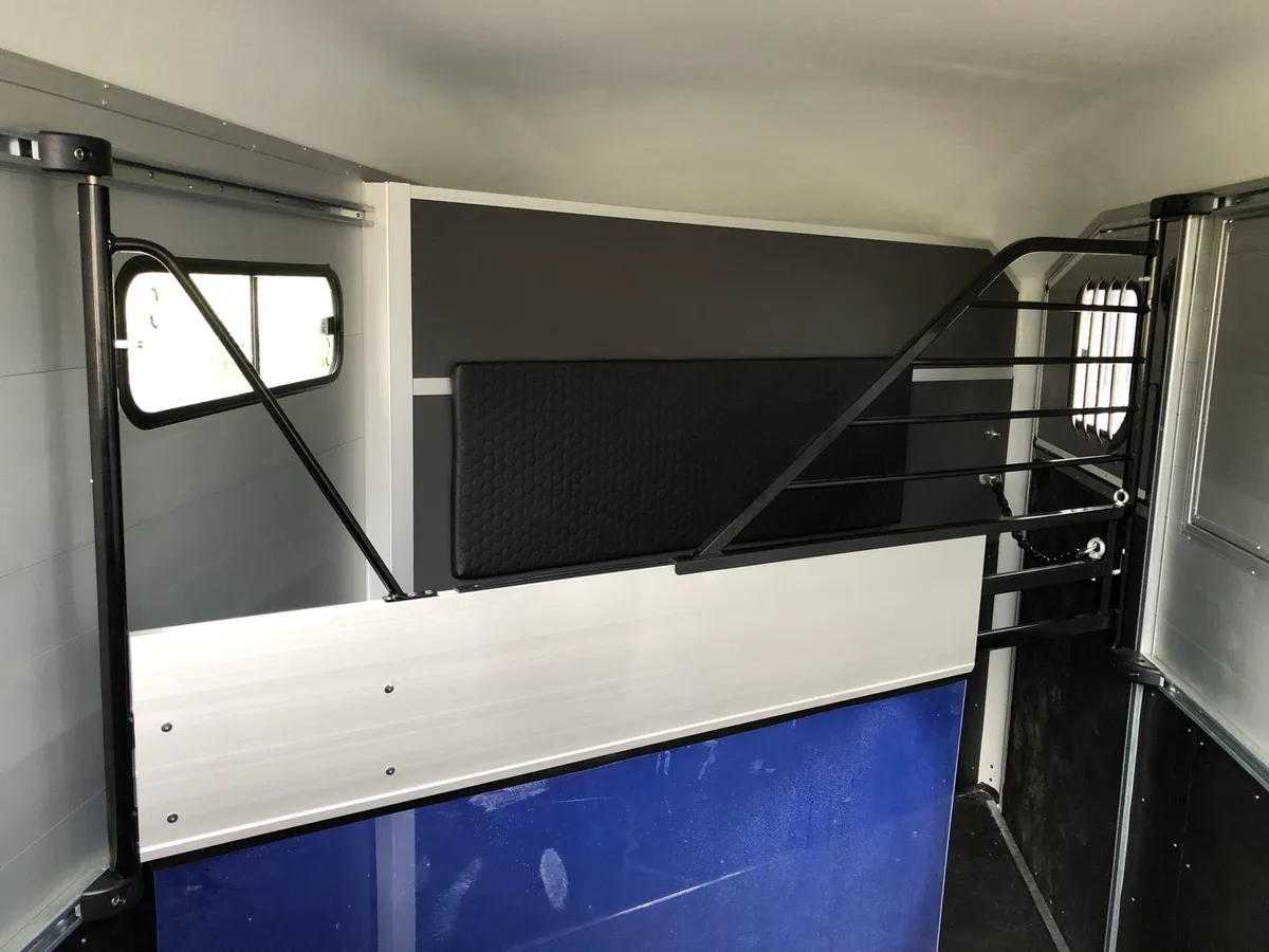 Cheval Liberte maxi 2 horsebox