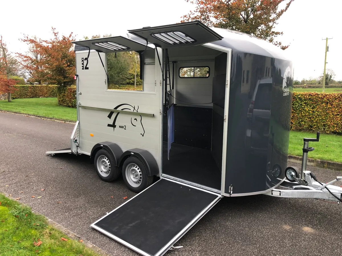 Cheval Liberte maxi 2 horsebox - Image 1