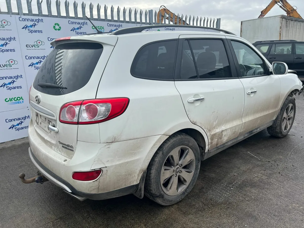 2012 HYUNDAI SANTA FE 2.2M JUST IN FOR BREAKING - Image 4