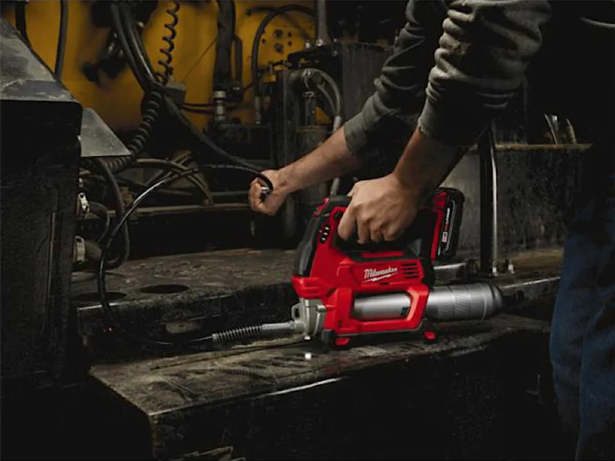 Milwaukee M18  Grease Gun - Image 1