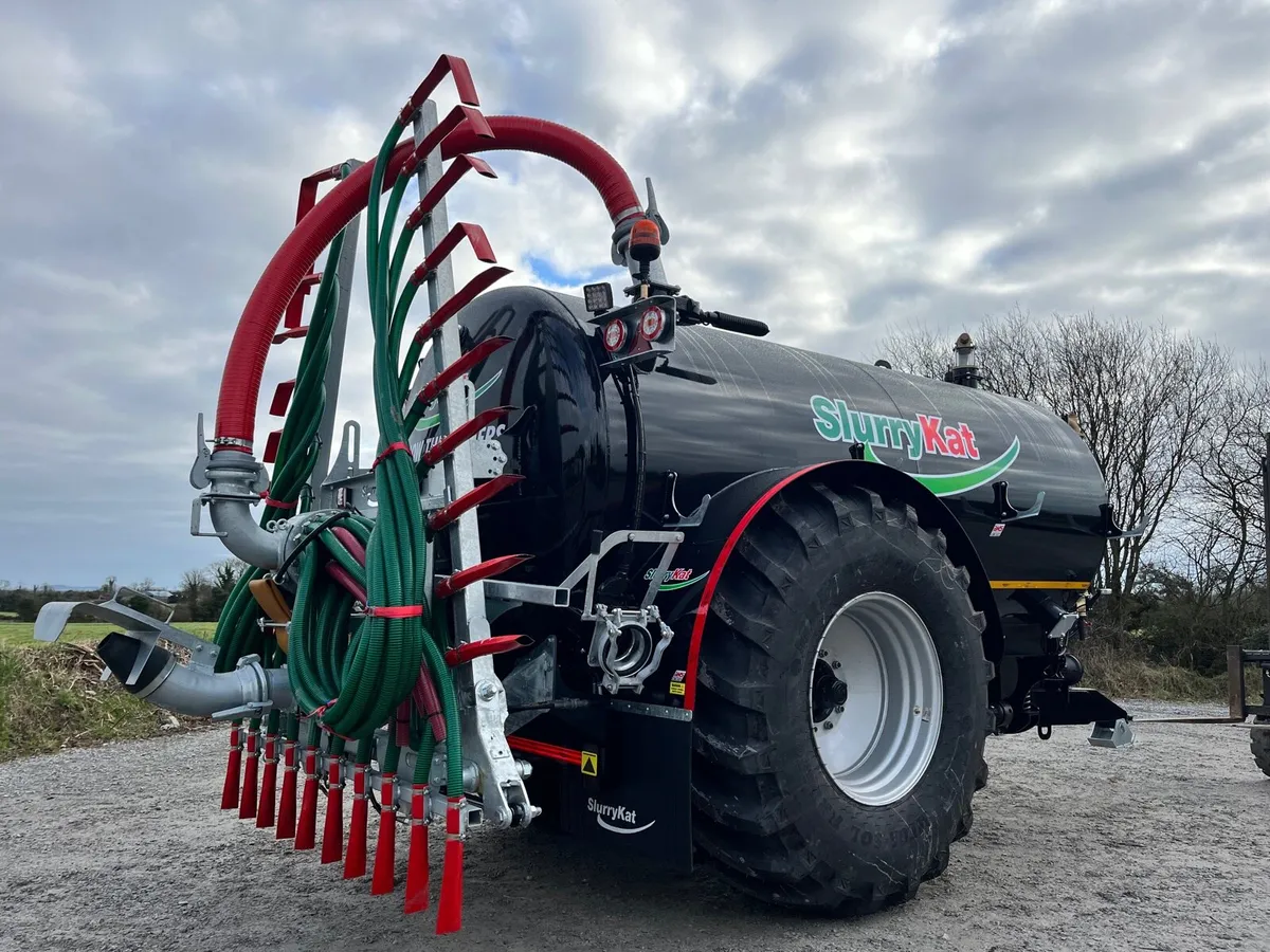 New SlurryKat 2250 c/w 7.5m DB