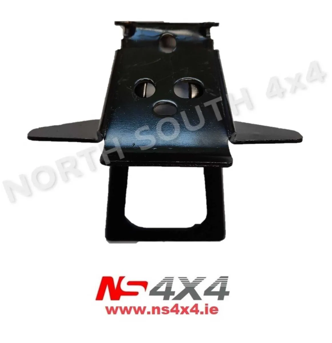 Body/tub chassis brackets for Toyota Hilux - Image 1