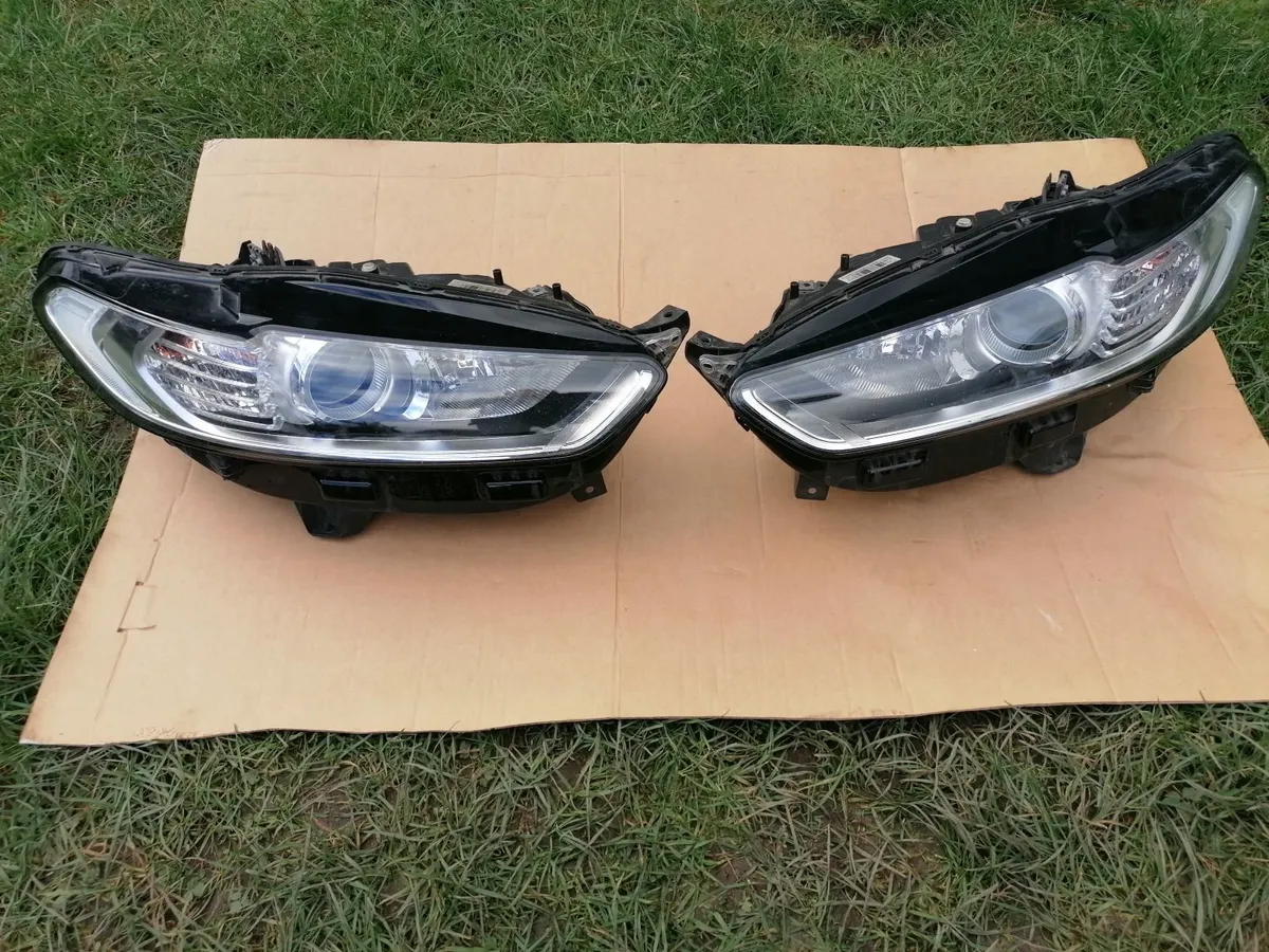FORD MONDEO  2015 - 2019some FRONT PARTS - Image 4